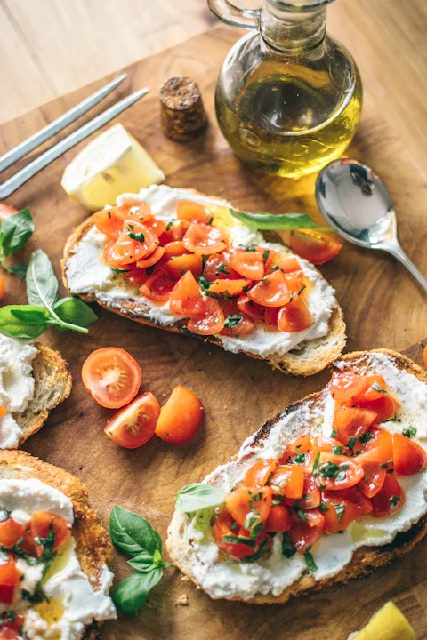 Domatesli Bruschetta